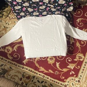 Daily Ritual White V-Neck Knit Sweater – Women’s XL